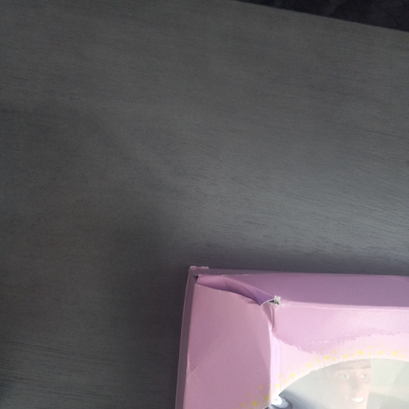 2005 Special Edition Walt Disney Snow White Wedding Doll Set - Picture 11 of 13